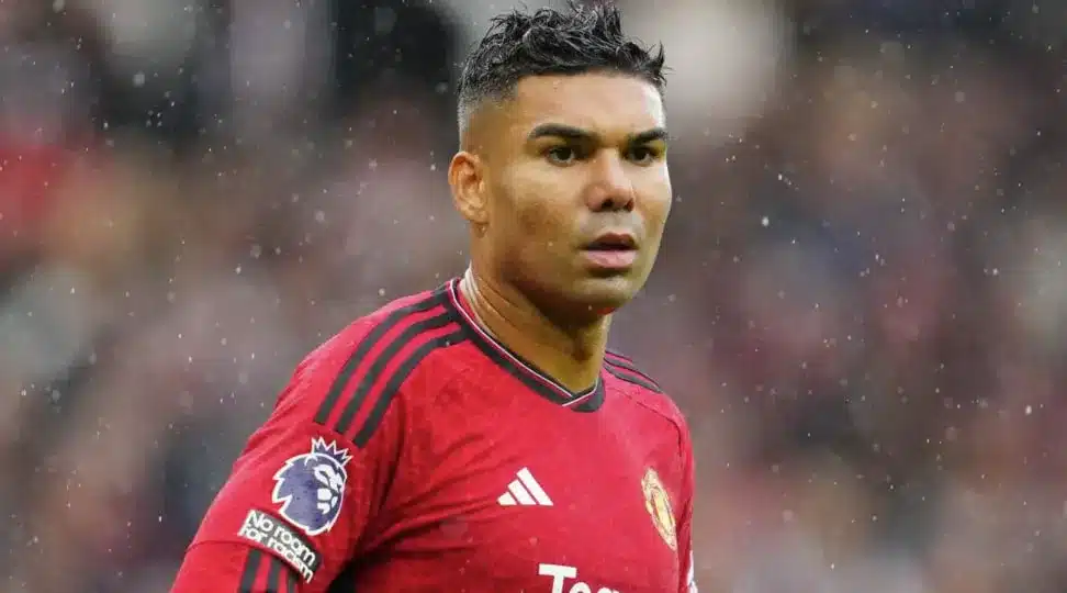 Casemiro's Absence Leaves Gap in Manchester United's Midfield