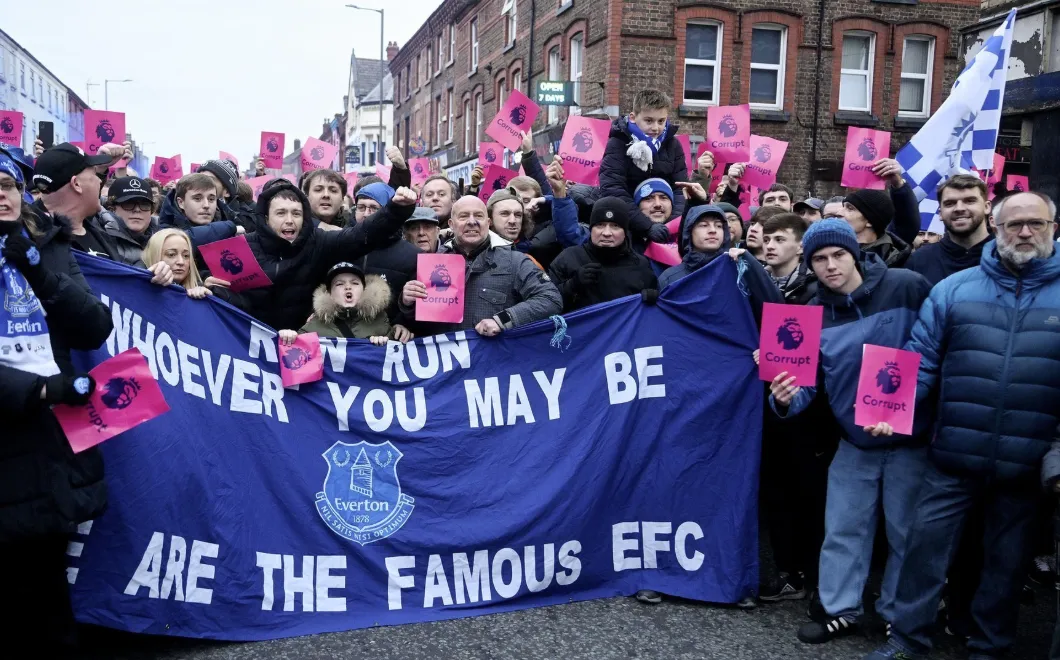 Fan Reactions and the Power of Collective Voice